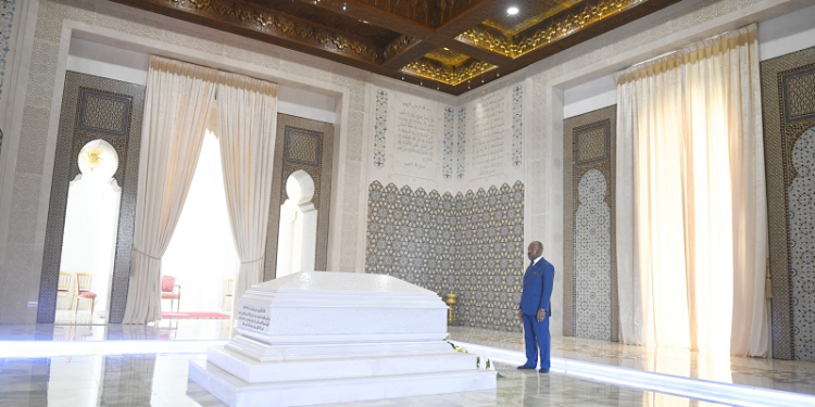 « En ce 8 juin, jour de sa disparition, je veux rendre hommage au Président, à l'homme d'Etat & au Père merveilleux qu'il a été » Ali Bongo Ondimba. © D.R