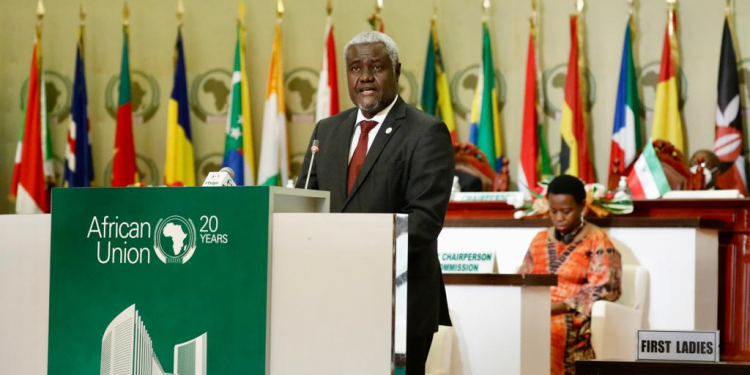 Discours de S. E. 
Moussa Faki Mahamat
  Président de la Commission de l’Union Africaine a l’occasion de la 16ème session Extraordinaire de la Conférence de l’Union Africaine sur Le terrorisme et les changements anticonstitutionnels de gouvernement en Afrique. © D.R