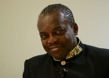 "les forêts gabonaises comptent bien plus aux yeux du président Emmanuel Macron que la vie et le bien-être des populations gabonaises précarisées", propos de Privat Ngomo. © DR.