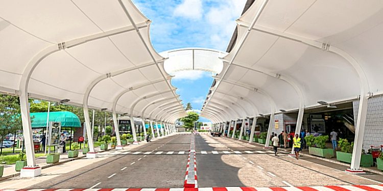 L'Aéroport de Libreville obtient le certificat de neutralité carbone ACA 3+. © Le Confidentiel.