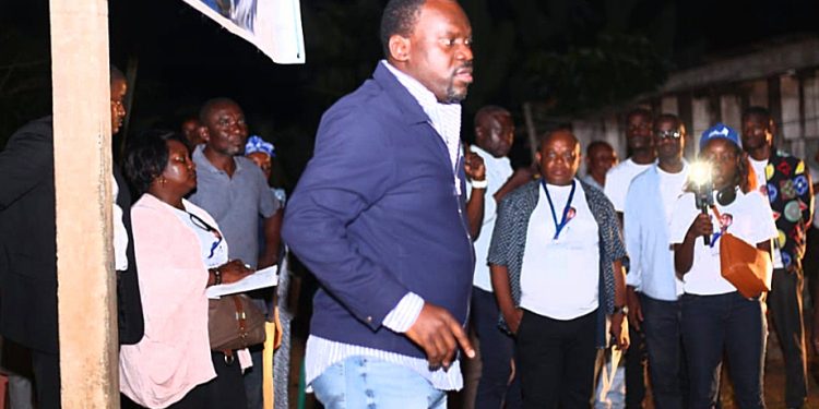 "Ma charge sera de donner le travail aux Gabonaises et aux Gabonais.", Axel Ibinga Ibinga au sujet de son programme électoral La République au travail  © Le Confidentiel.