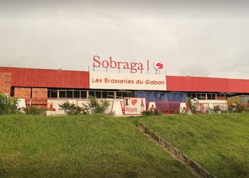 Le personnel de la Société des brasseries du Gabon (Sobraga) à Libreville a lancé un mouvement d’humeur ce jeudi 29 septembre 2023 en matinée / Crédit photo : DR.