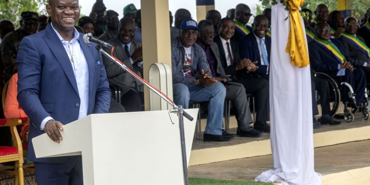 Brice Clotaire Oligui Nguema en tournée pré-électorale à Minvoul : discours d’avant-campagne et promesses de développement, photo Com PR.