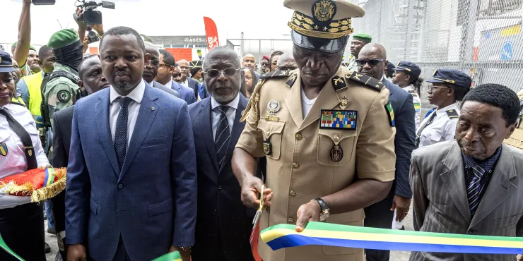 Brice Clotaire Oligui Nguema inaugure une nouvelle usine de coca-cola de l’usine Sofavin, photo Com PR.