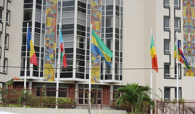 Le Gabon sollicite une exemption temporaire pour alléger la pondération des risques sur ses titres publics afin de financer son budget 2025, crédit photo DR.