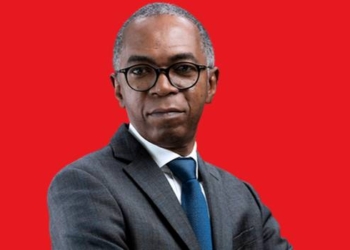 Jean Gaspard NTOUTOUME AYI annonce le soutien de l’Union Nationale à Brice Clotaire OLIGUI NGUEMA pour la présidentielle, montage photo Le Confidentiel.