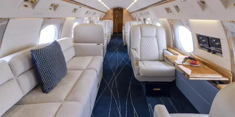 Image d'illustration de l'ntérieur d'un avion de luxe réamenagé de type Gulfstream, DR.