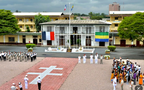 Présence militaire française au Gabon : Jean-Marie Bockel remet son rapport à Emmanuel Macron, DR.